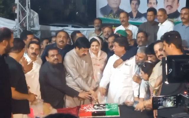  محترمہ بے نظیر بھٹو ایک عظیم لیڈر تھیں؛ گورنر پنجاب 