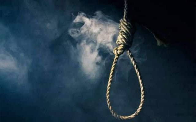 صوابی: خواجہ سرا کی پنکھے سے لٹکی لاش کمرے سے برآمد