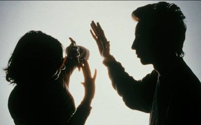 کاہنہ ، خاوند کا حاملہ بیوی پر تشدد، بچہ دم توڑ گیا 