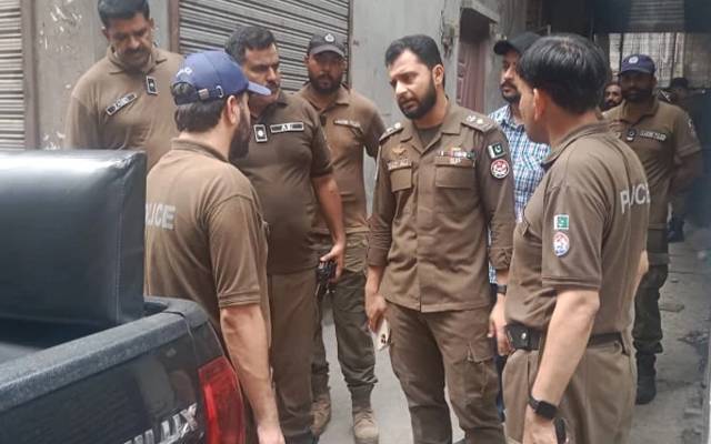 باغبانپورہ: خاتون کے ہاتھوں شوہر اور بھتیجی کا قتل،مرکزی ملزم لڑکی کا والد نامزد