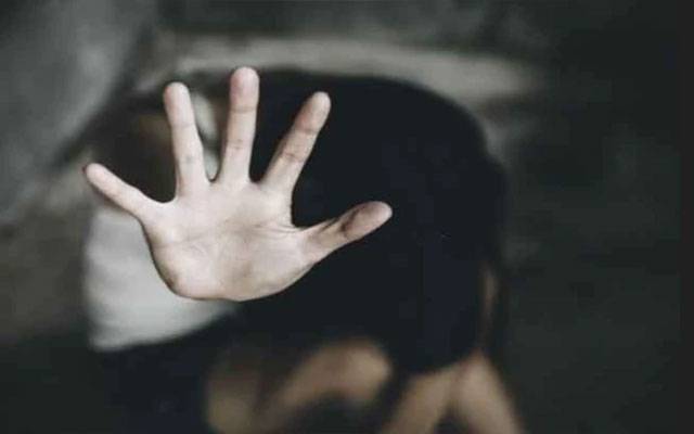  سندر : 8 سالہ بچے سے بد فعلی کرنے والا درندہ صفت ملزم گرفتار 