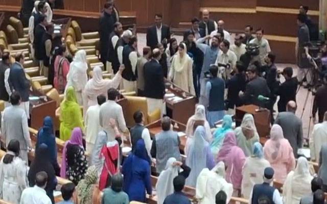 وزیر اعلیٰ پنجاب مریم نواز شریف کی پنجاب اسمبلی آمد