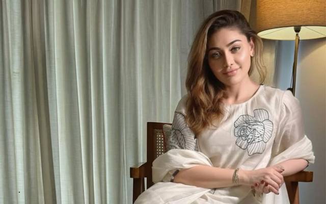 معروف بھارتی اداکارہ 42 سال کی عمر میں انتقال کرگئیں