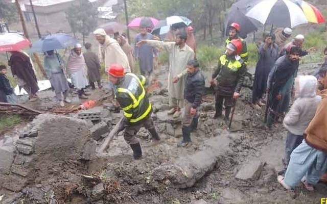 موسلادھار بارش،چھتیں اور دیواریں گرنے سے 12 افراد جاں بحق: رپورٹ