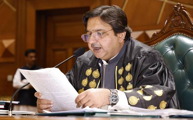 26 اپوزیشن اراکین کے داخلے پرپابندی عائد، سپیکر پنجاب اسمبلی نے آرڈر پڑھ کر سنا دیا