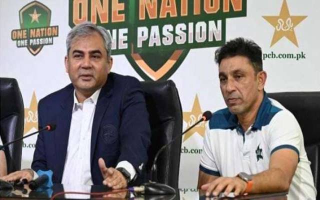 اظہر محمود قائم مقام ریڈ بال ہیڈ کوچ مقرر