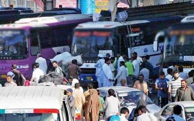 پیٹرولیم مصنوعات مہنگی ؛ ٹرانسپورٹرز نے بھی کرائے بڑھا دیے 