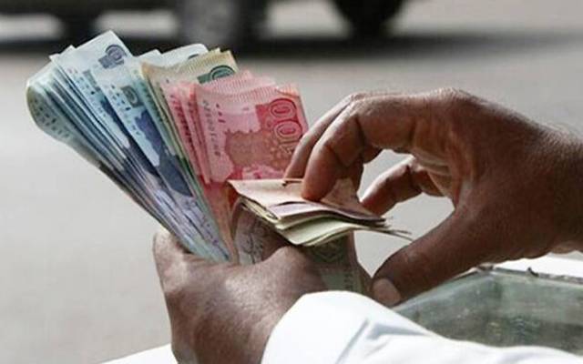 سرکاری ملازمین کو تنخواہ کیش یا چیک کی صورت میں نہیں ملے گی