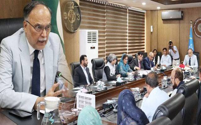 2023 کی ڈیجیٹل مردم شماری ایک تاریخی کامیابی ہے؛ احسن اقبال 