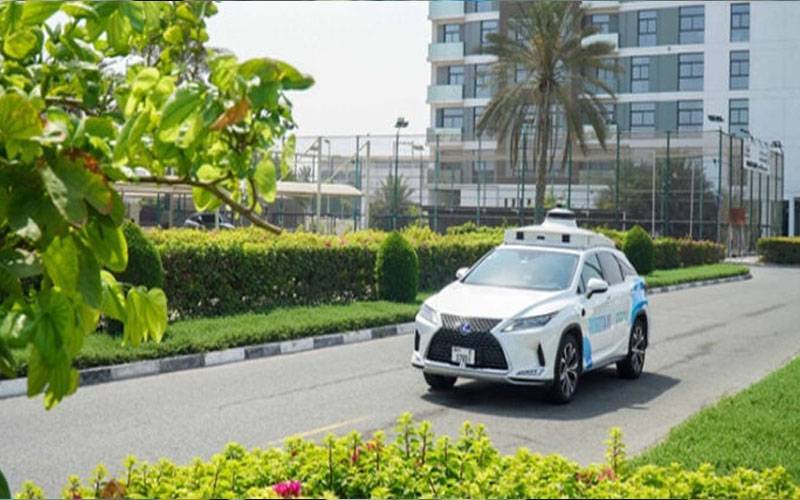 دبئی میں بغیر ڈرائیور کے چلنے والی کار سے متعلق اہم پیش رفت  