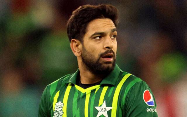 فاسٹ بولر حارث رؤف انجری کا شکار 