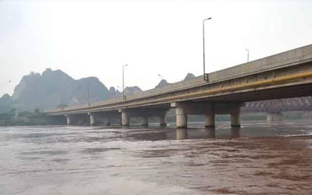 دریائےراوی اورملحقہ ندی نالوں میں سیلاب ؛ پی ڈی ایم اے کا الرٹ جاری 