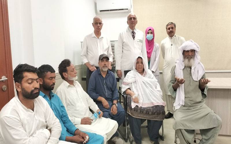 کالج آف آفتھلمالوجی میں کارنیا ٹرانسپلانٹ سرجریز کا سلسلہ جاری
