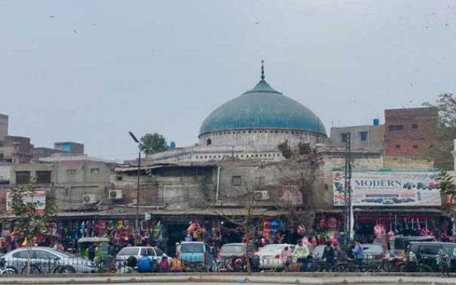  لاہور میں سوا دو ارب روپے کی لاگت سے نیلاگنبدزیرزمین پارکنگ پلازہ بنے گا