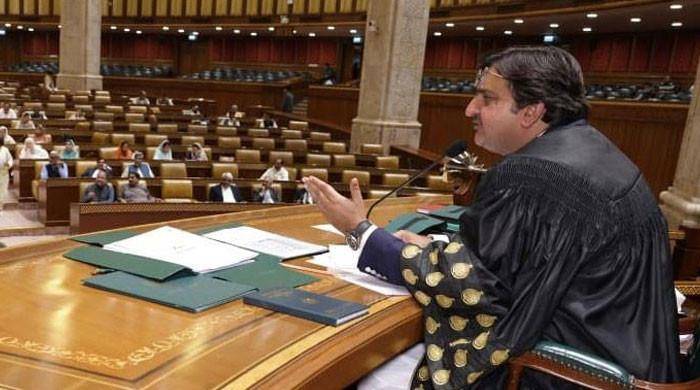 پنجاب اسمبلی نااہلی ریفرنس معاملہ، حکومت اور اپوزیشن کی مذاکراتی کمیٹیاں تشکیل