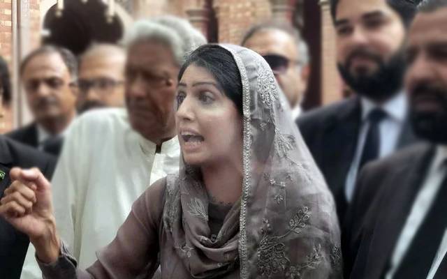 علی امین گنڈا پور کی لاہور یاترا؛ عالیہ حمزہ نے پارٹی قیادت کی کلاس لے لی 