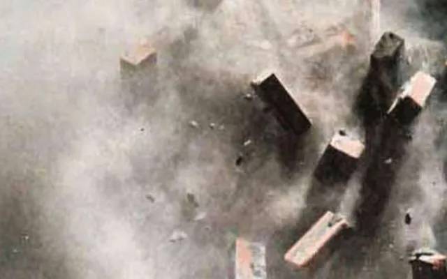 بادامی باغ میں خستہ حال مکان کی چھت گرنے سے دو بچے دم توڑ گئے 
