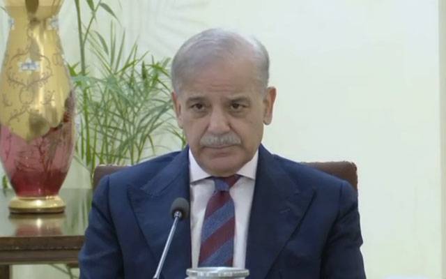 نئے آسان ٹیکس گوشواروں سے تنخواہ دار طبقہ سب سے زیادہ مستفید ہوگا؛ وزیراعظم