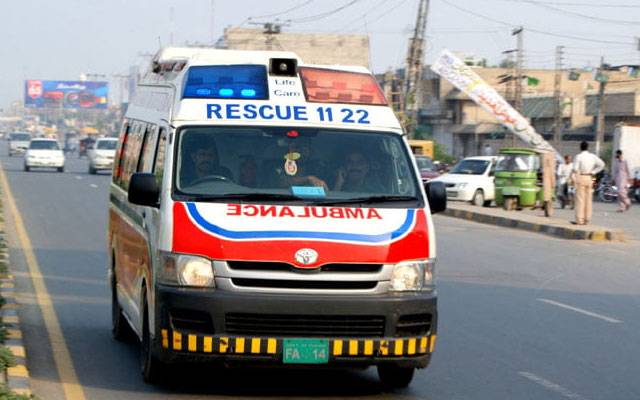 شاہدرہ :رکشہ اُلٹنے سے6 افراد زخمی, ہسپتال منتقل