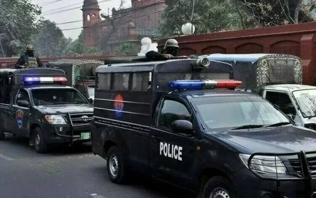 نواں کوٹ: سی سی ڈی کا مبینہ مقابلہ، زیر حراست ملزم ساتھیوں کی فائرنگ سے ہلاک 