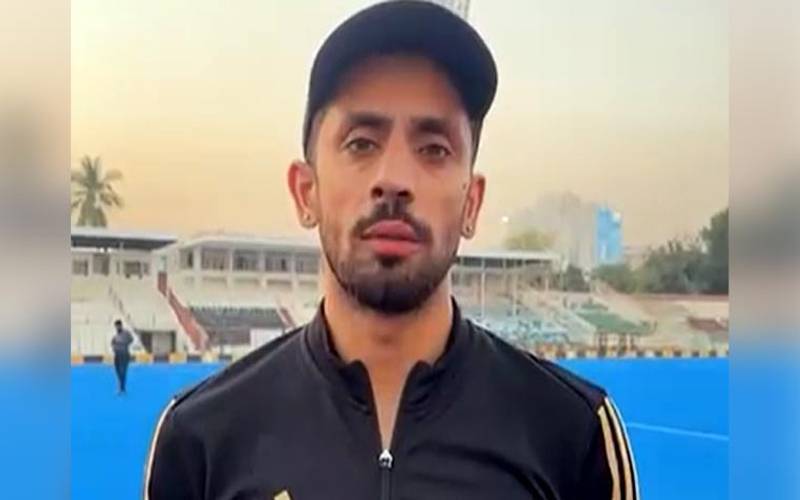 ہاکی باتوں سے ٹھیک نہیں ہوگی، ہمیں سہولیات دی جائیں: کپتان قومی ہاکی ٹیم عماد بٹ