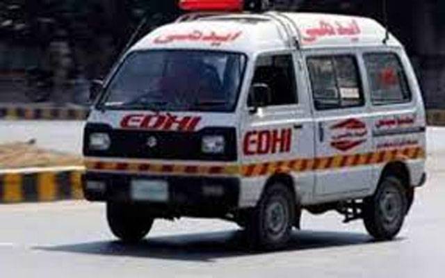لاہور :مختلف ٹریفک حادثات میں 4 افراد زندگی کی بازی ہار گئے
