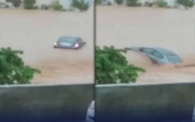  اسلام آباد : کارسوارباپ بیٹی برساتی ریلے میں بہہ گئے