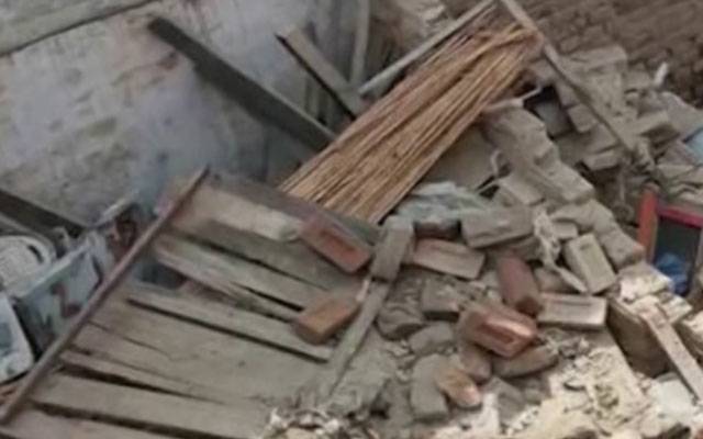 لکھوڈیر رنگ روڈ کے قریب گھر کی چھت گر گئی،ایک شخص جاں بحق
