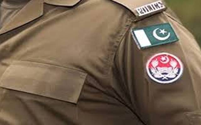 لاہور پولیس کے اہلکار سی سی ڈی کے نام پر لوٹنے لگے ، 3،اہلکار گرفتار