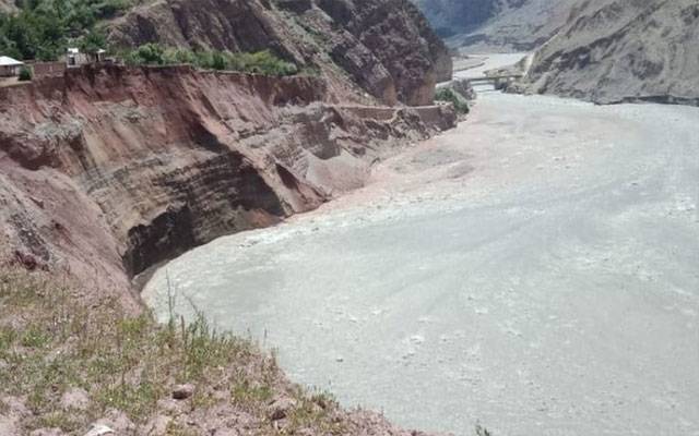 چترال: بارش اور گلیشیئر پگھلنے سے دریائے چترال کے بہاؤ میں اضافہ متوقع