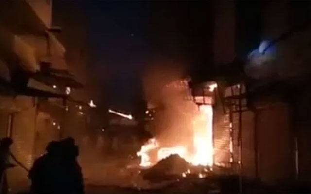 قلعہ گجر سنگھ: رہائشی گھر میں آگ بھڑک اٹھی, قیمتی سامان جل کر خاکستر 