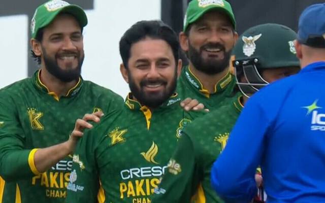  سعید اجمل کی تباہ کن بولنگ، آسٹریلیا چیمپئنز کو 10 وکٹوں سے شکست دے دی