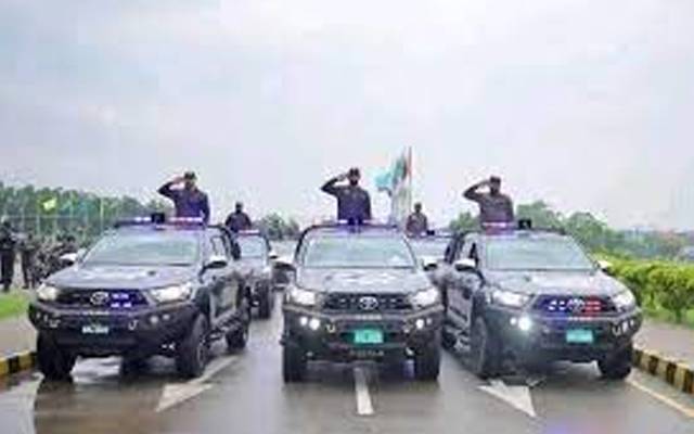 نئی بننے والی پیرا فورس نے شہری سے 10 ہزار ہتھیا لیے ، رکشہ بھی واپس نہ کیا
