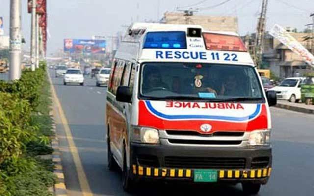 خوفناک ٹریفک حادثات، 3 افراد جان کی بازی ہار گئے