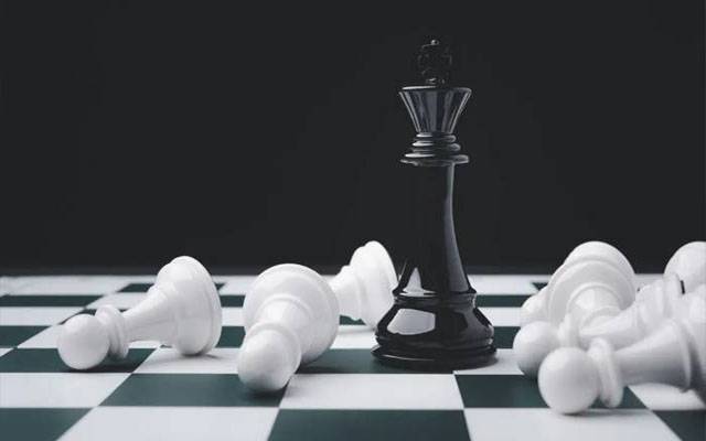  اے آئی کا شطرنج مقابلہ: چیٹ جی پی ٹی نے ایلون مسک کے ’گروک‘ کو شکست دے دی