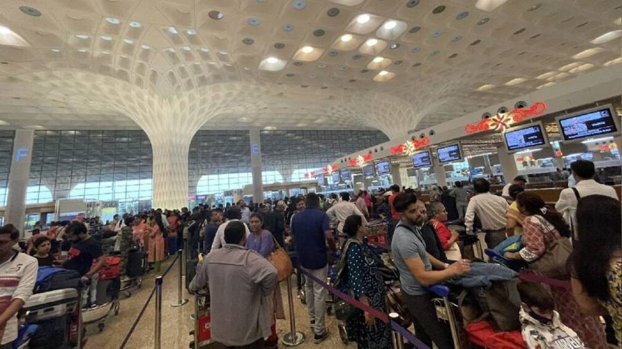 Airport mess, Mumbai Airport system collapsed, City42 , System Down 