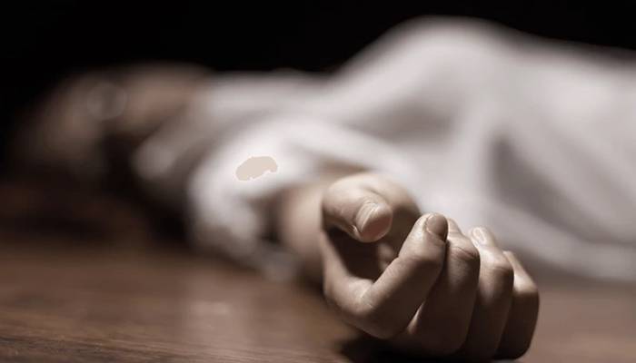  مظفرآباد :اوباش افرادسے جان بچاتے لڑکی پہاڑ سے گر کر جاں بحق