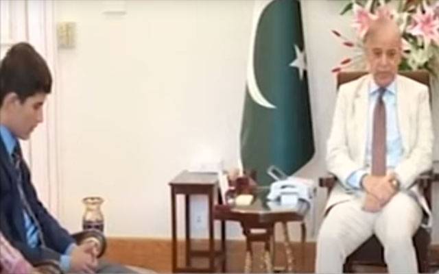 سیلاب سے متاثرہ سٹوڈنٹ کی میٹرک کے امتحان میں پوزیشن، وزیراعظم کیجانب سے مبارکباد 