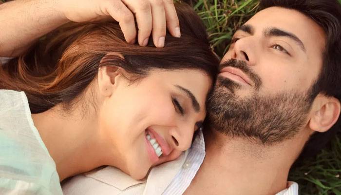 فواد خان کی بالی وڈ فلم 'عبیر گلال' ریلیز کیلئے تیار