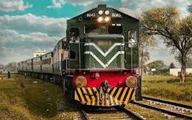 ریلوے حکام کی نااہلیاں کھل کر سامنے آنے لگیں 