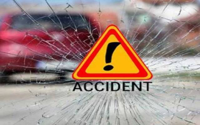 لاہور میں 293 ٹریفک حادثات، 365 افراد زخمی 