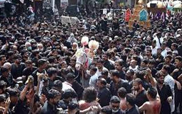 چہلم امام حسین ؛ مرکزی جلوس اندرون بھاٹی گیٹ پہنچ گیا 