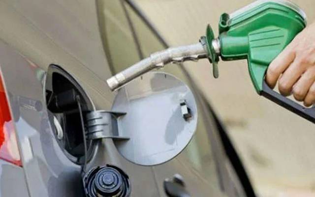 پیٹرولیم مصنوعات کی قیمتوں میں کمی کےمثبت اثرات، عوام کیلئے اچھی خبر
