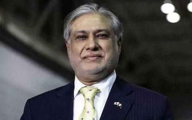 وزیر خارجہ اسحاق ڈار برطانیہ کے سرکاری دورے پر لندن پہنچ گئے