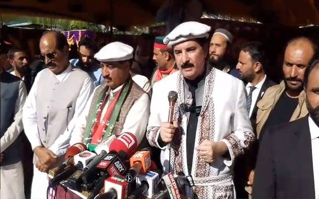  مشکل گھڑی میں سب کو مل کر کام کرنے کی ضرورت ہے ؛صوبائی حکومت کو ہر طرح کی سپورٹ مہیا کی جائے گی ؛ گورنر خیبرپختونخواہ
