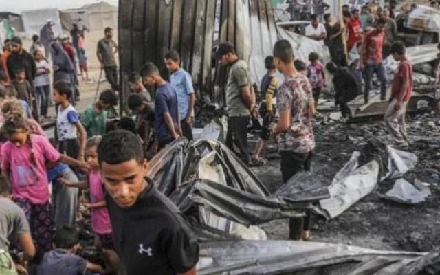 اسرائیلی فوج کی امداد کے منتظر فلسطینیوں پر بمباری، مزید 57 افراد شہید