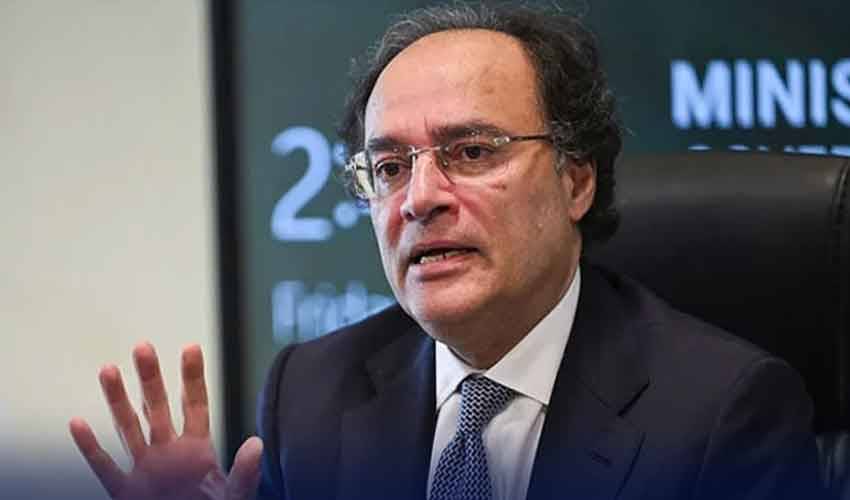 اسٹیٹ بینک ایکسچینج ریٹ اور شرح سود پر کام کررہا ہے، صورتحال مزید بہتر ہوگی: وزیرخزانہ