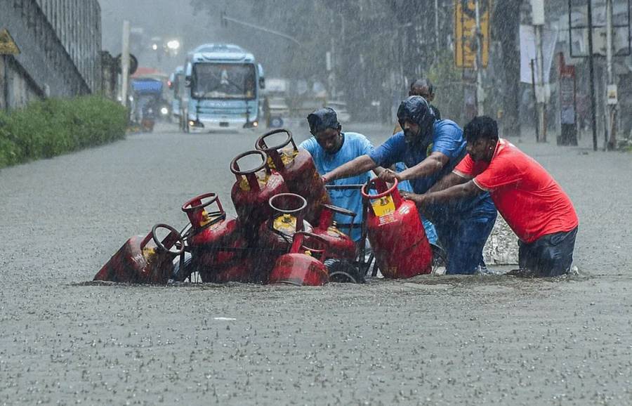Maharashtra Flash Flood, City42, Mumbai rains, IMD, Red Alert , Monsoon 