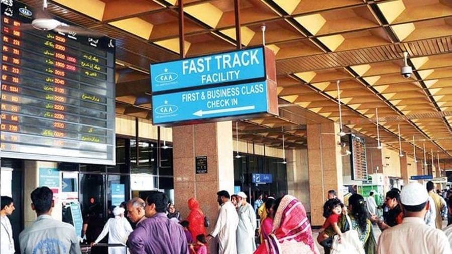 Karachi international airport, flights schedule disrupted, rains affect flights, Islamabad Airport, Flights diverted 