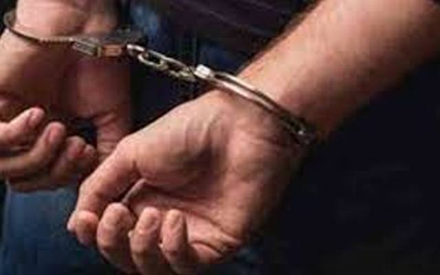 داخلی و خارجی راستوں پر کارروائیاں ؛ 8 مقدمات میں مطلوب اشتہاری مجرم گرفتار